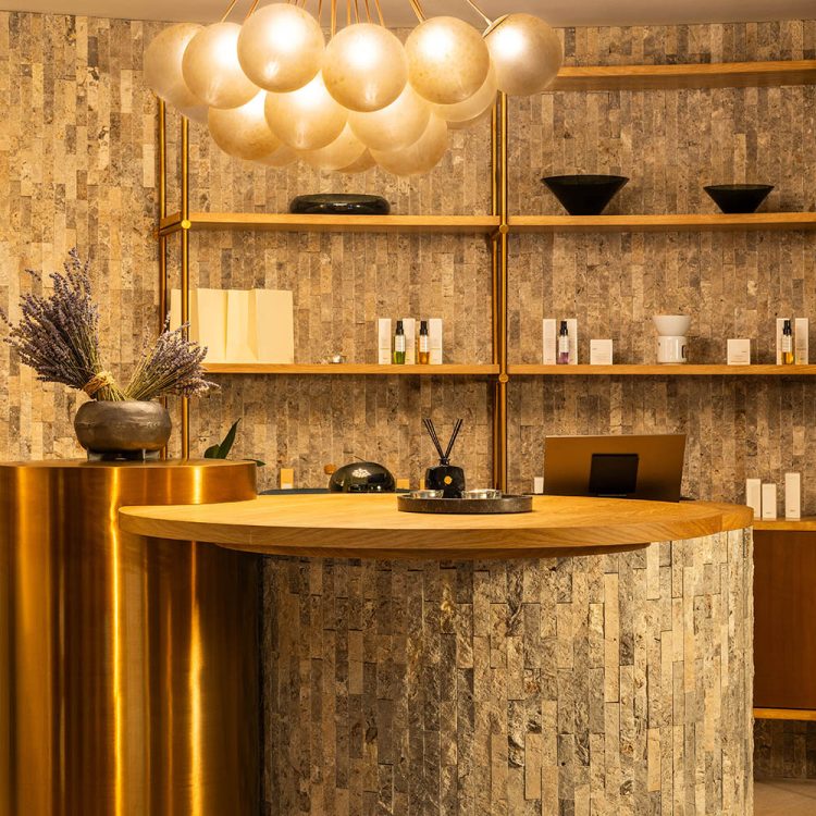 ZADRZ_P0182 Lavanda Spa Reception Detail